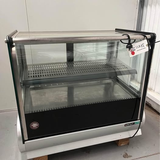 Anvil Dgv0530 Cold Square Countertop Showcase 900Mm - 140 Litre image 1