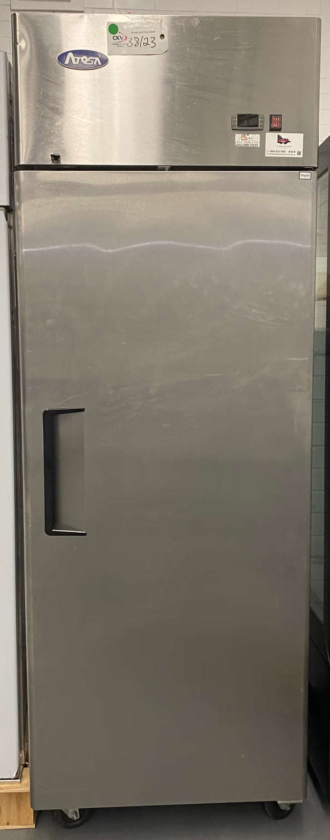 Atosa Mbf8004 Top Mounted Single Door Refrigerator - 670 Litres