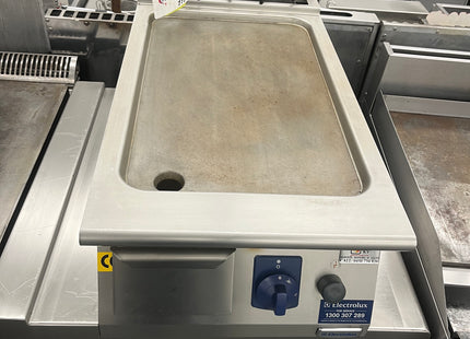 ELECTROLUX 700XP QRG400 400MM BENCHTOP NATURAL GAS GRIDDLE