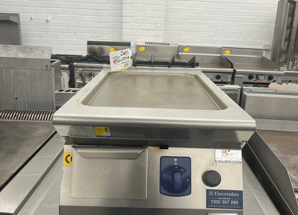 ELECTROLUX 700XP QRG400 400MM BENCHTOP NATURAL GAS GRIDDLE