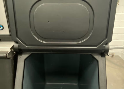 AG Equipment AC-400 ICE MACHINE
