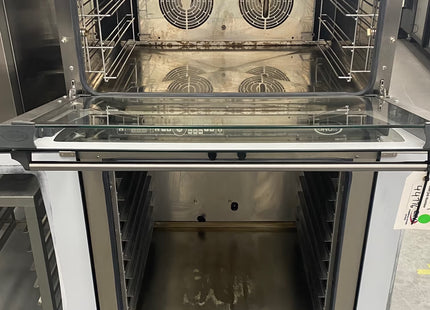 Unox XFT195 & XLT195 convection oven with warmer , top and bottom
