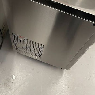 Skipio Sur15-2 Undercounter Side Prep Table Fridge 395L - 3 Month Warranty image 2