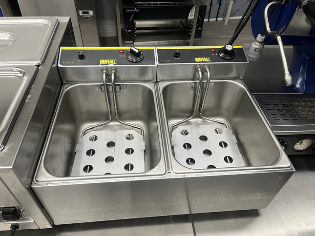 BUFFALO TWIN BENCHTOP ELECTRIC FRYER