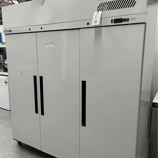 Williams 3 Door Stainless Steel Upright Display Fridge Hps3Sdss image 0